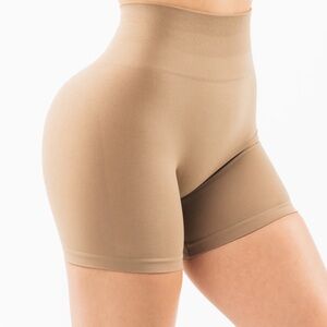 Alphalete Amplify Shorts